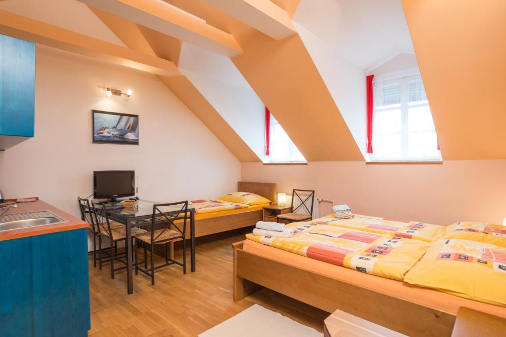Pension Iberica Brno Room photo
